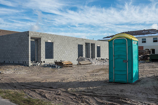 Best Porta potty rental near me  in Kerman, CA